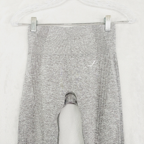 NEW Gymshark Gray Logo Stretch Flex High Waisted Activewear Leggings P4500 - Picture 3 of 9